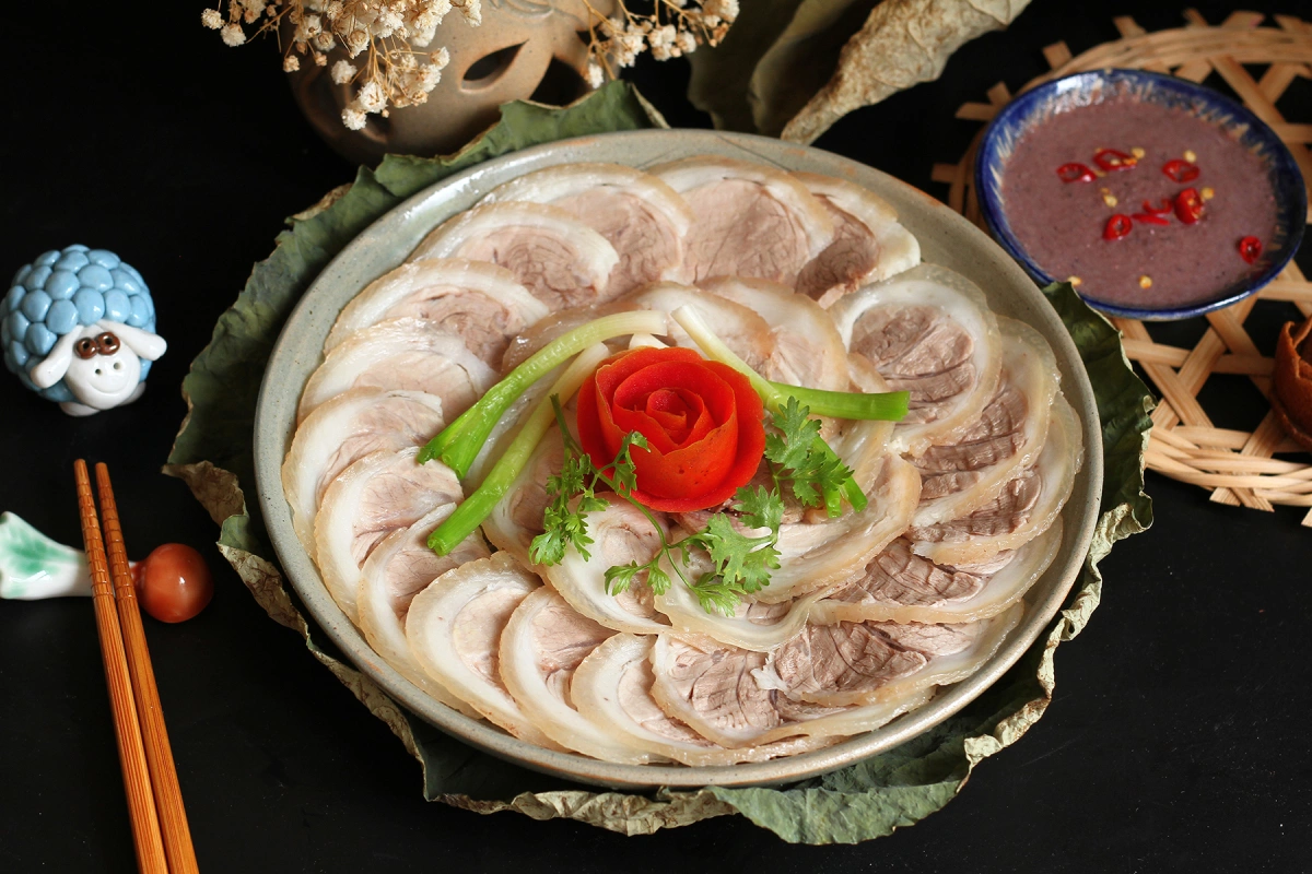 mẹo luộc thịt heo ngon
